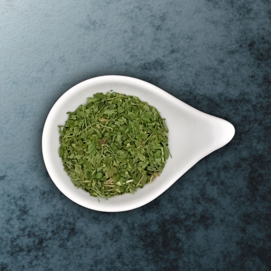 Petersilie getrocknet gerebelt